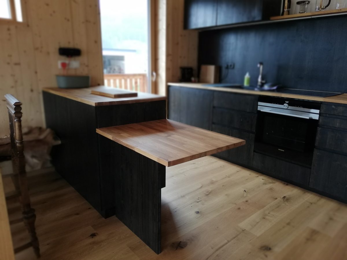 Barrierefrei: niedrige Arbeitsfläche